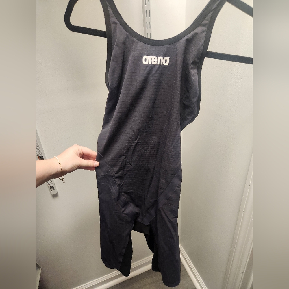 Arena Carbon Air Tech Suit Size 30